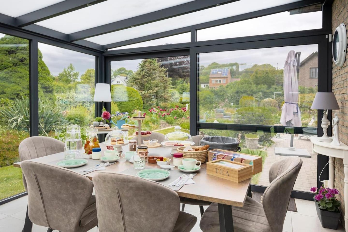 B&B La Villa Orchidees, Breakfast Included Bassenge Exterior photo