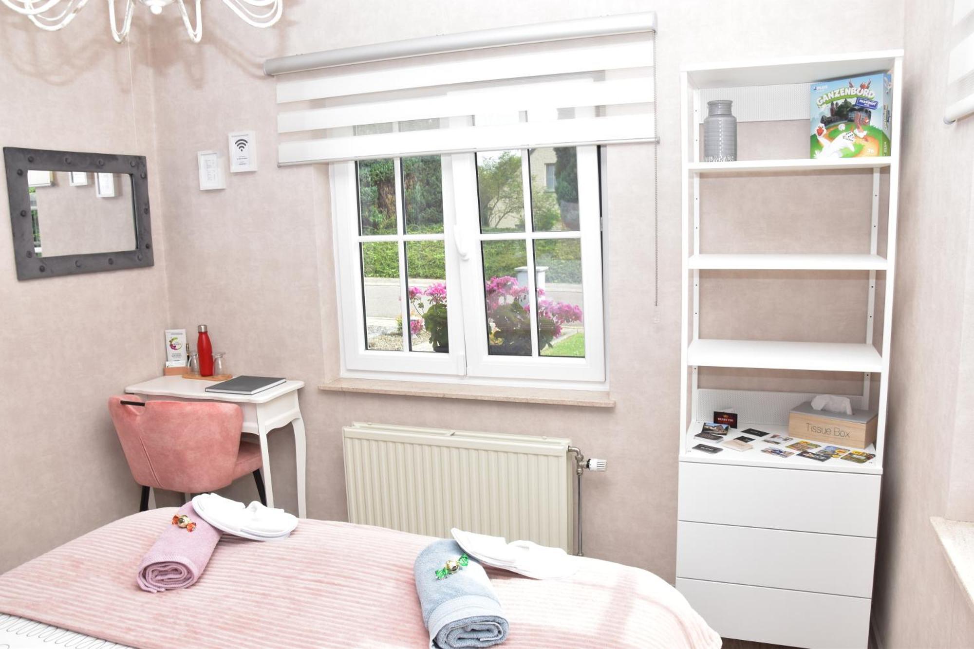 B&B La Villa Orchidees, Breakfast Included Bassenge Exterior photo